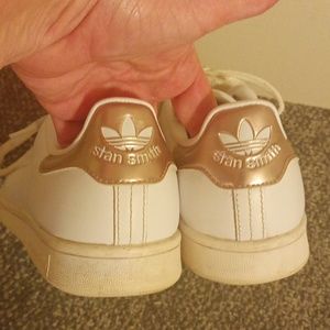 Adidas Stan Smith rose gold white sneakers size 6.5